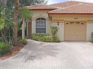 1027 Via Jardin, Riviera Beach, FL 33418