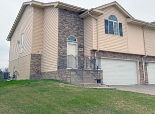 15309 Whitmore St, Bennington, NE 68007