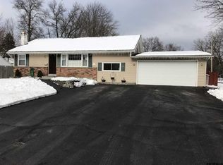 6 Jean Pl, Schenectady, NY 12303