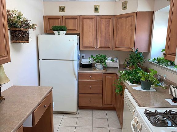 5th image of 5209 Wilshire Ln #M-9