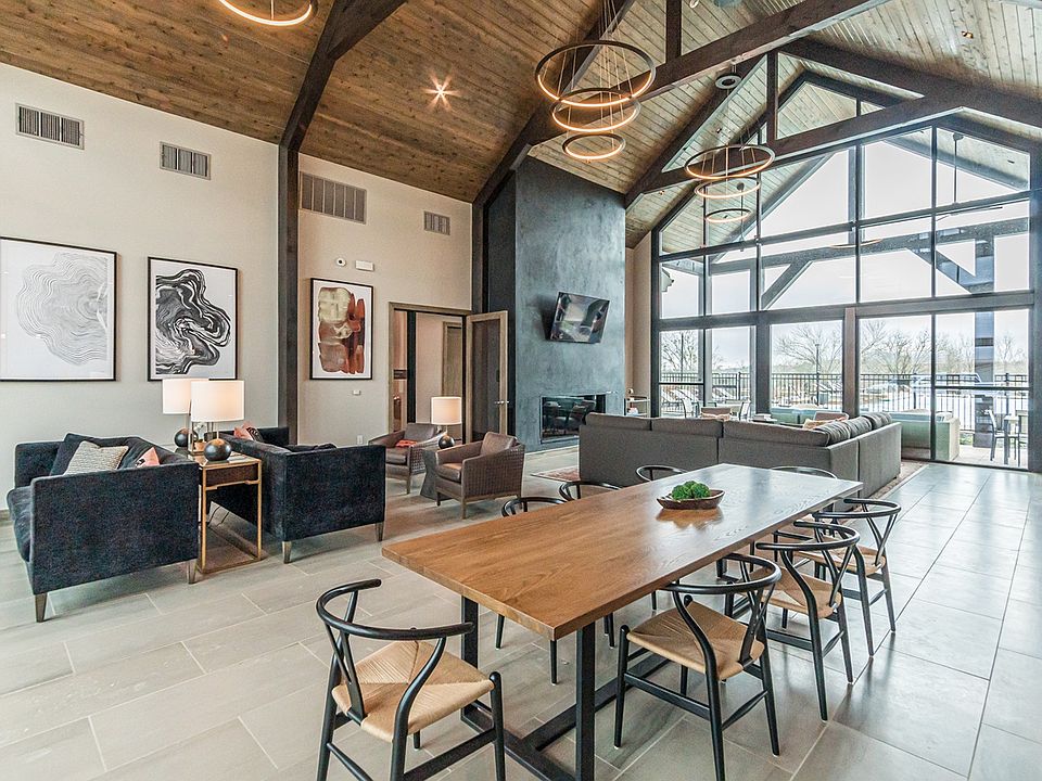 1st image of 8407 E Parmer Ln #1205