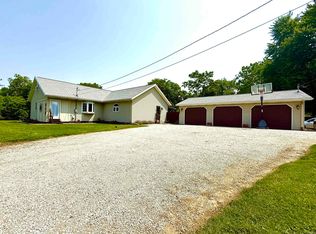 715 S State Route 61, Winslow, IN 47598