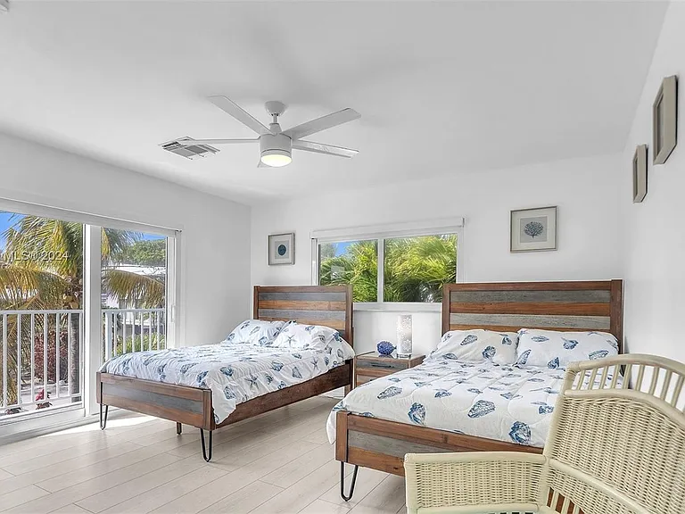 441 La Fitte Rd — Photo 22