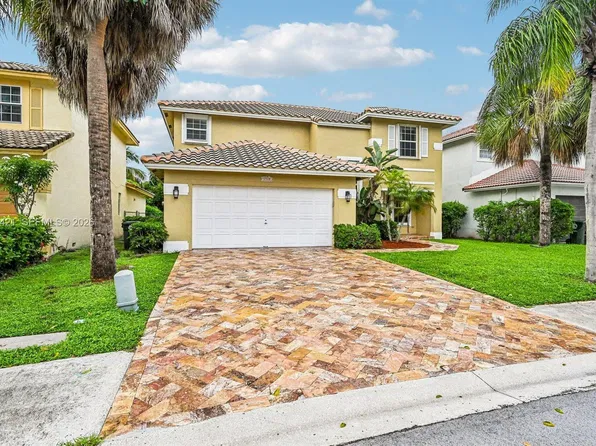 6520 NW 41st Ter, Coconut Creek, FL 33073