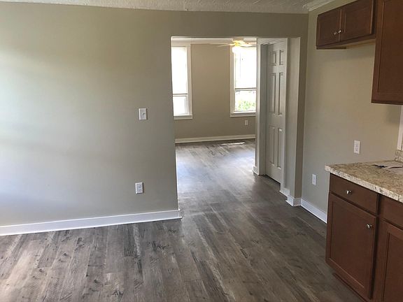 3rd image of 1033 6th Ave #2