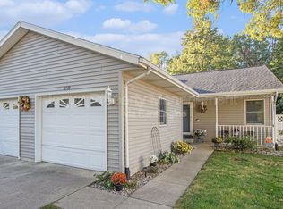239 Lovell St #237, Schoolcraft, MI 49087
