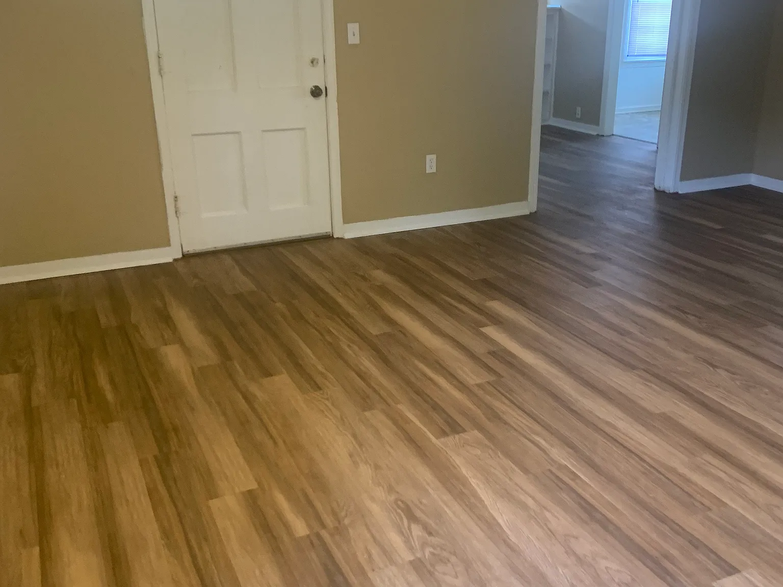 2 bed, 1112 sqft, $750 — Photo 4
