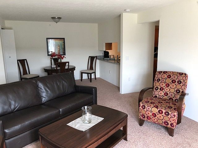 1st image of 2617 Raleigh Dr #2617B