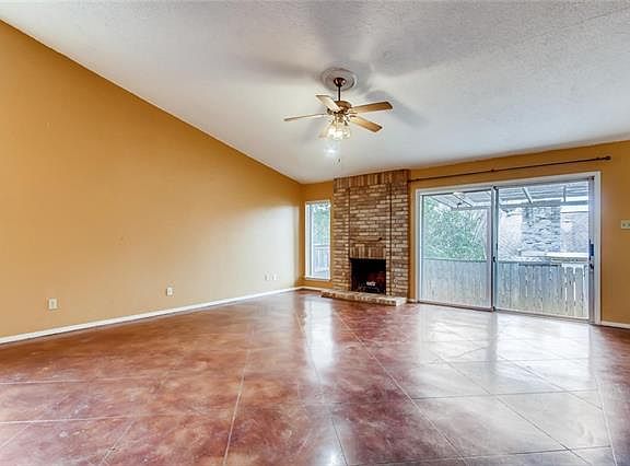 3rd image of 9428 Singing Quail Dr