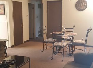 11 Brightwell Ct, Florissant, MO 63031