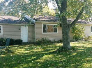 76 Harrison Ave, Summit Station, OH 43073