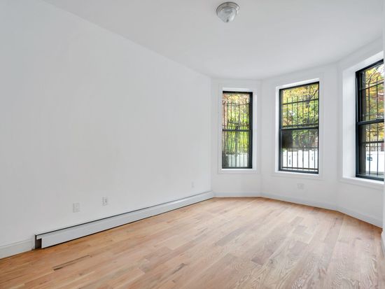 299 Hinsdale St Brooklyn Ny 117 Zillow