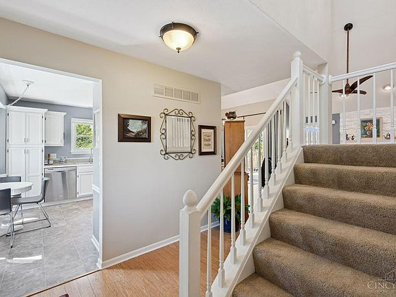 4th image of 2221 Lobrook Ct