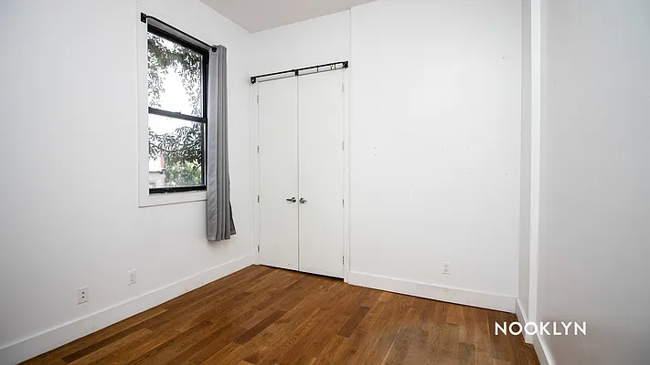 Rented by Nooklyn NYC LLC | media 27
