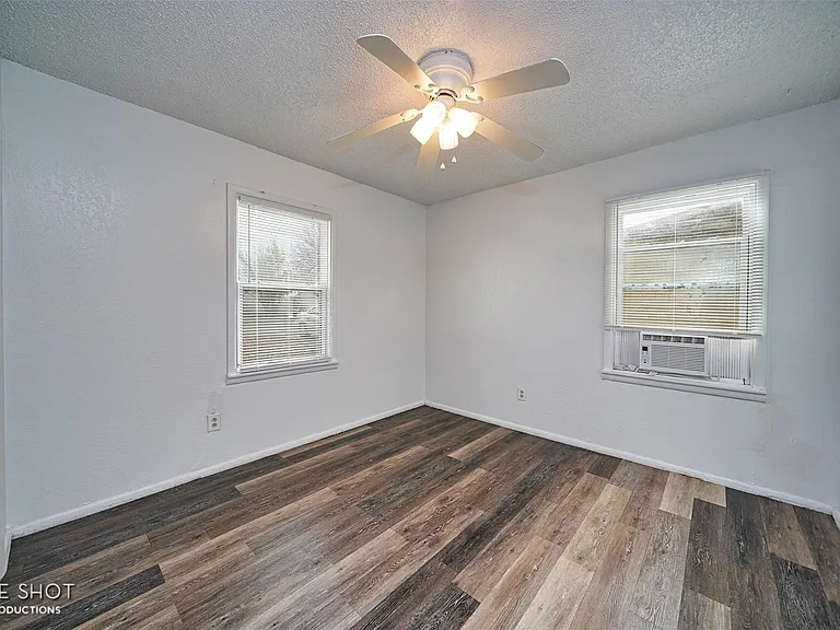 1234 S Crockett Dr — Photo 14