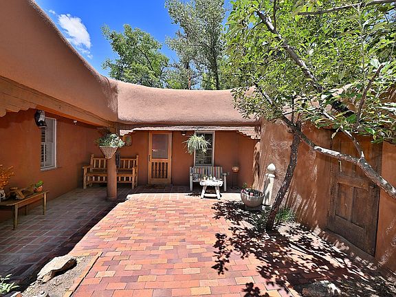 4th image of 191 Tesuque Village Rd #A