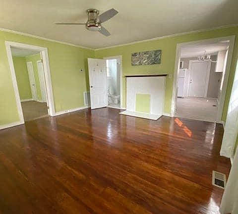 4th image of 97 Stokesland Ave