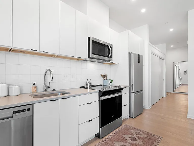 521 Mangum St #33 — Photo 5