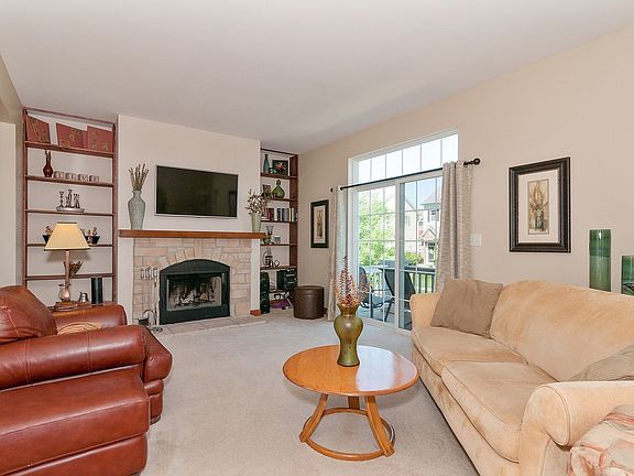 2nd image of 1121 Orangery Ct #1121