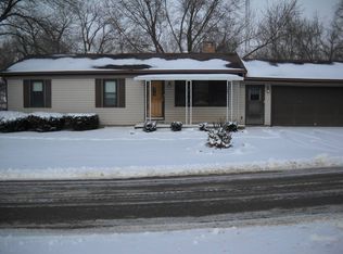 3147 Riverside Dr, Humboldt, IL 61931