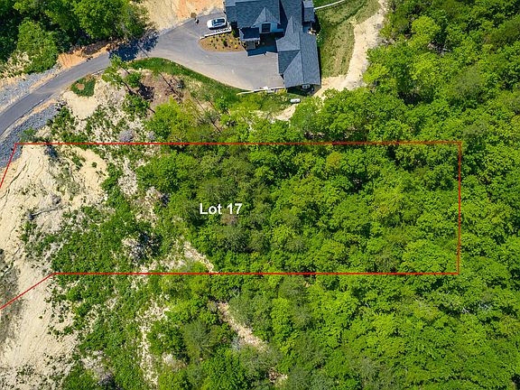 2nd image of 312 Cascade Dr
