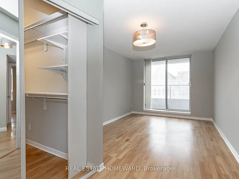 1765 Queen St E #413 — Photo 11