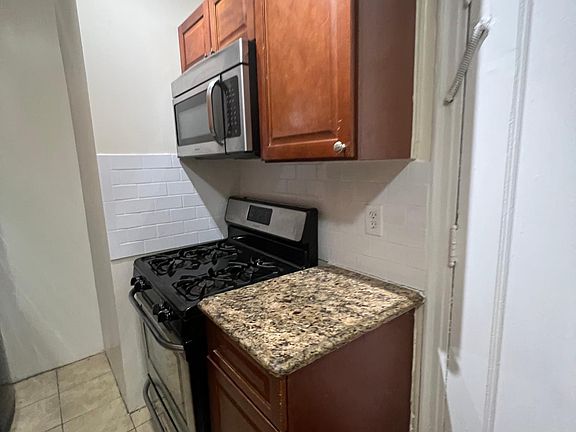 2nd image of 2803 Kennedy Blvd #C25