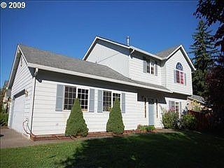 5th image of 3820 NE 84th St