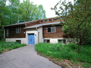 W5098 Horseshoe Rd, Watertown, WI 53094