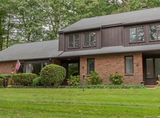 65 Main St #15, Essex, CT 06426