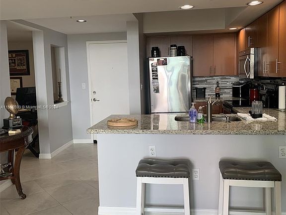 5th image of 100 N Federal Hwy APT 1120