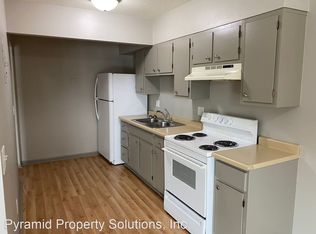 900 Elder Ln #12, Des Moines, IA 50315