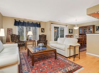 6316 Red Fox Ln, Edina, MN 55436