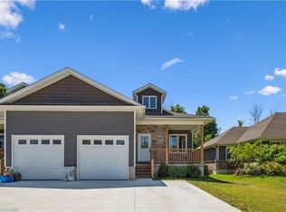 22 Ann St S, Minto, ON N0G 1M0