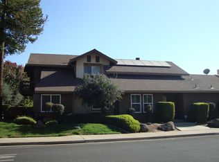 556 Oakbrook Dr, Modesto, CA