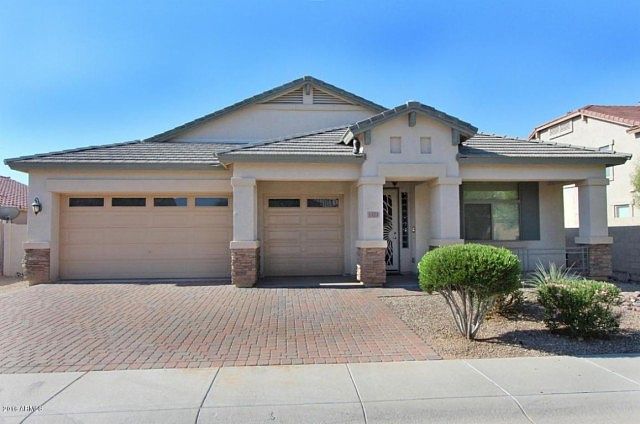1st image of 1323 E Prickly Pear Dr