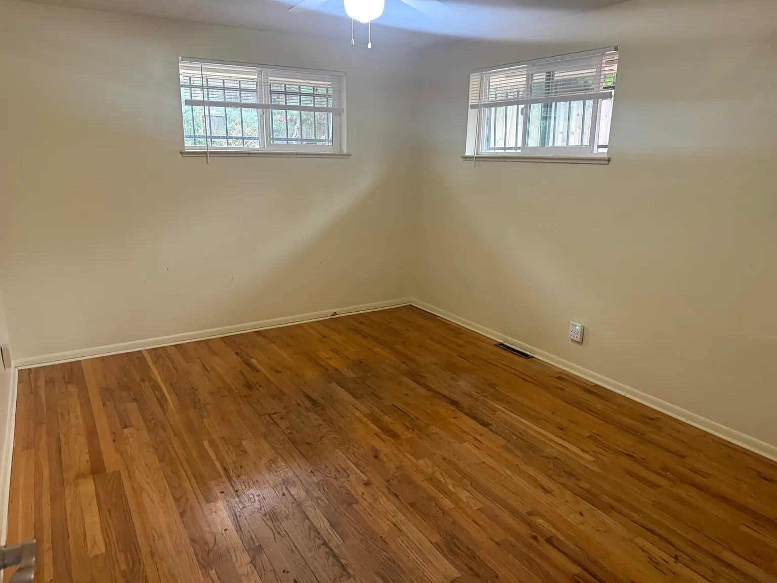 2 bed, 900 sqft, $1,800 — Photo 4