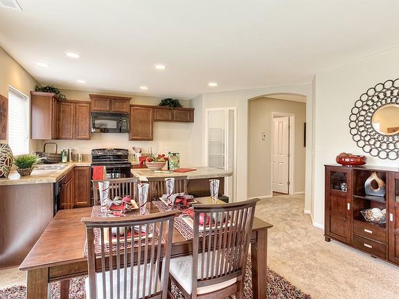 4th image of 7637 Brianna Ct SE #22