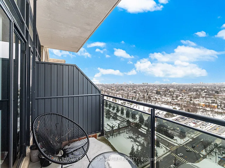 153 Beecroft Rd N #Penthouse 109 — Photo 23