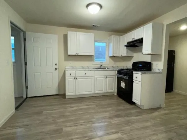 322 New St, Newark, NJ 07103