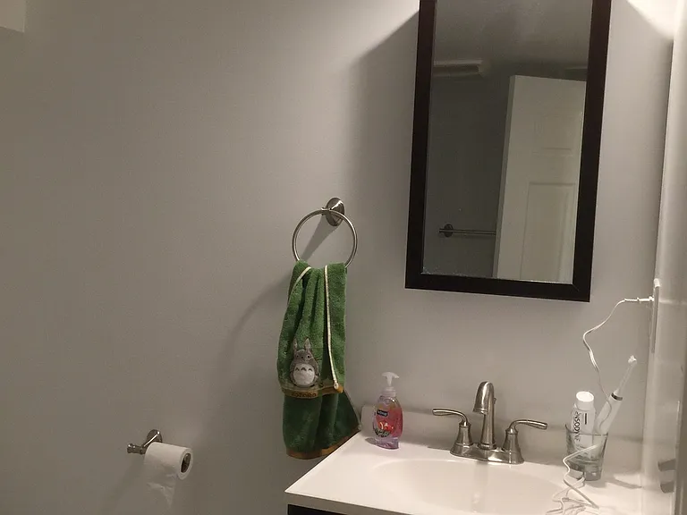 Full bathroom 3