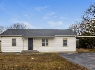 209 Stones River Rd, La Vergne, TN 37086