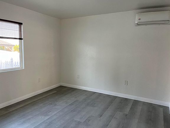 5th image of 15449 Tetley St #B