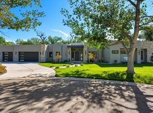 1004 Cottonwood Pl NW, Los Ranchos De Albuquerque, NM 87107