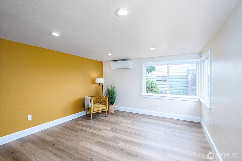 4th image of 8432 S 18th Street