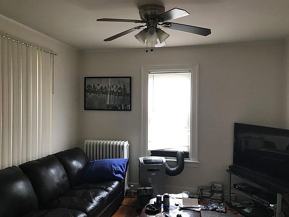 2nd image of 17 Yuill Cir #1