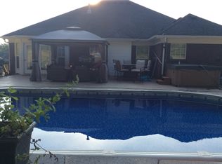 2304 Ridan Ct, Louisville, KY 40214