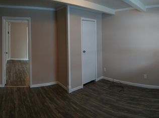 810 1/2 Lamont St APT 2, Johnson City, TN 37604