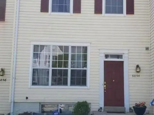 6854 Signature Cir, Alexandria, VA 22310