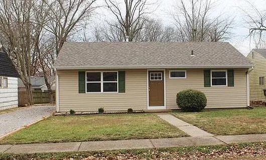 1145 Lilac Dr photo 1